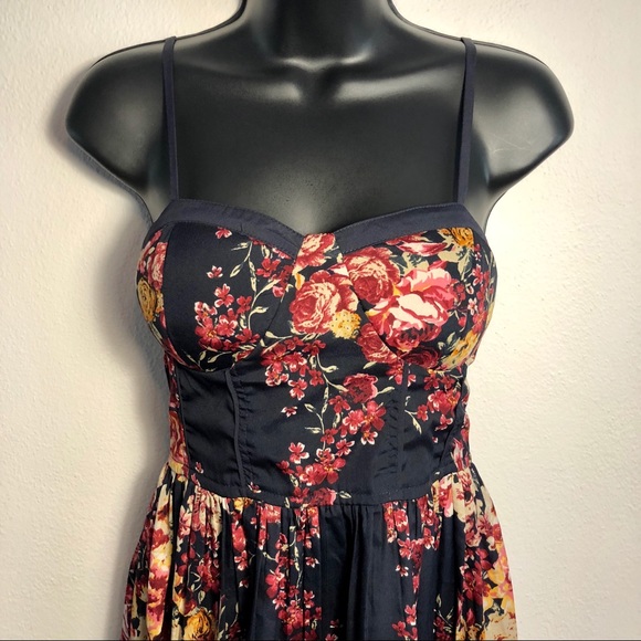 Band of Gypsies Small Floral Corset Dress - Picture 3 of 7